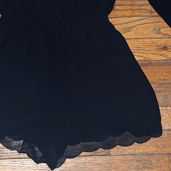 Forever21 Rose Embroidered Floral black Romper Playsuit Sheer at arm & top wrap - Picture 5 of 5